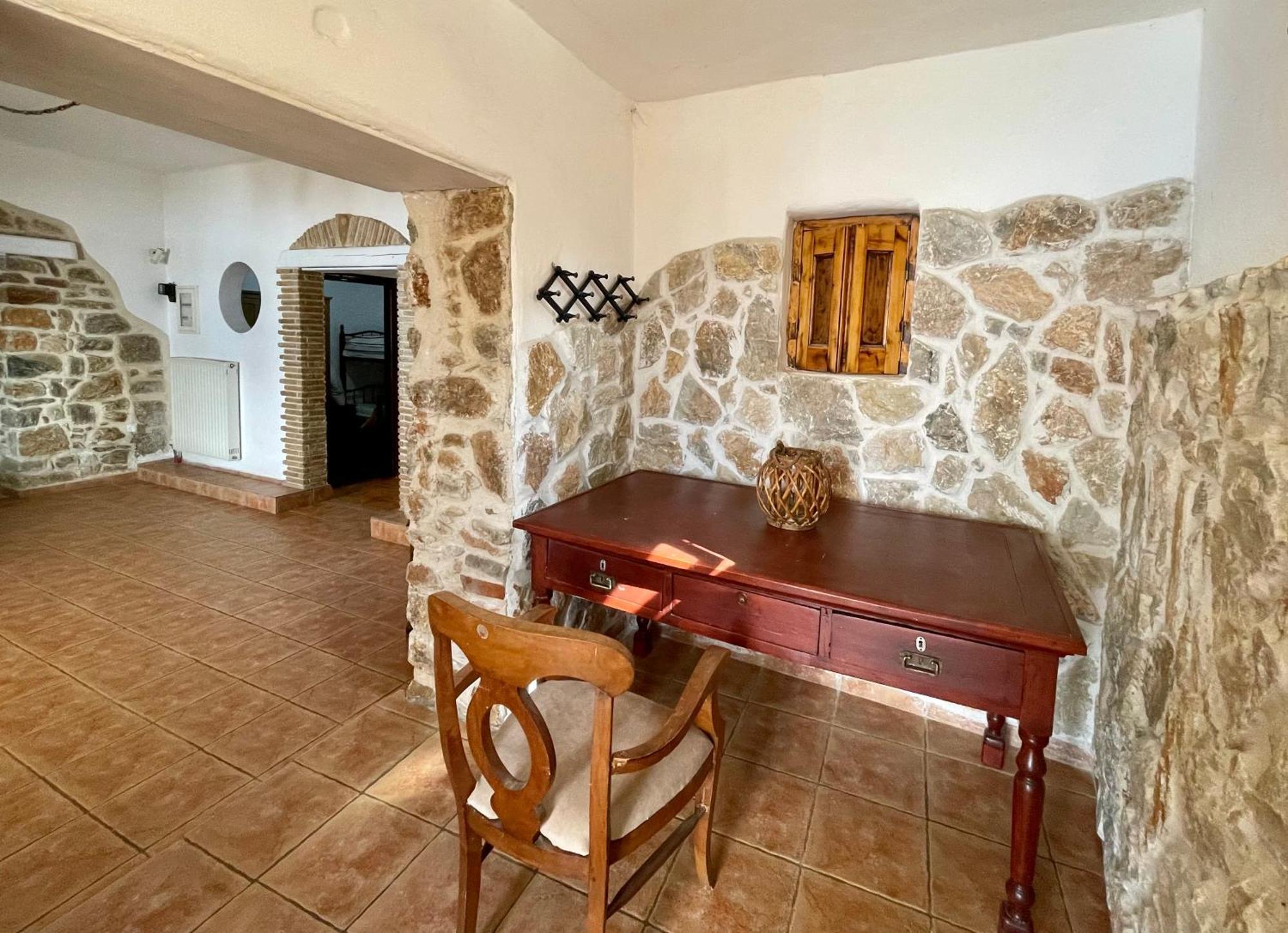 Atlazia Suites Alinda  Bagian luar foto
