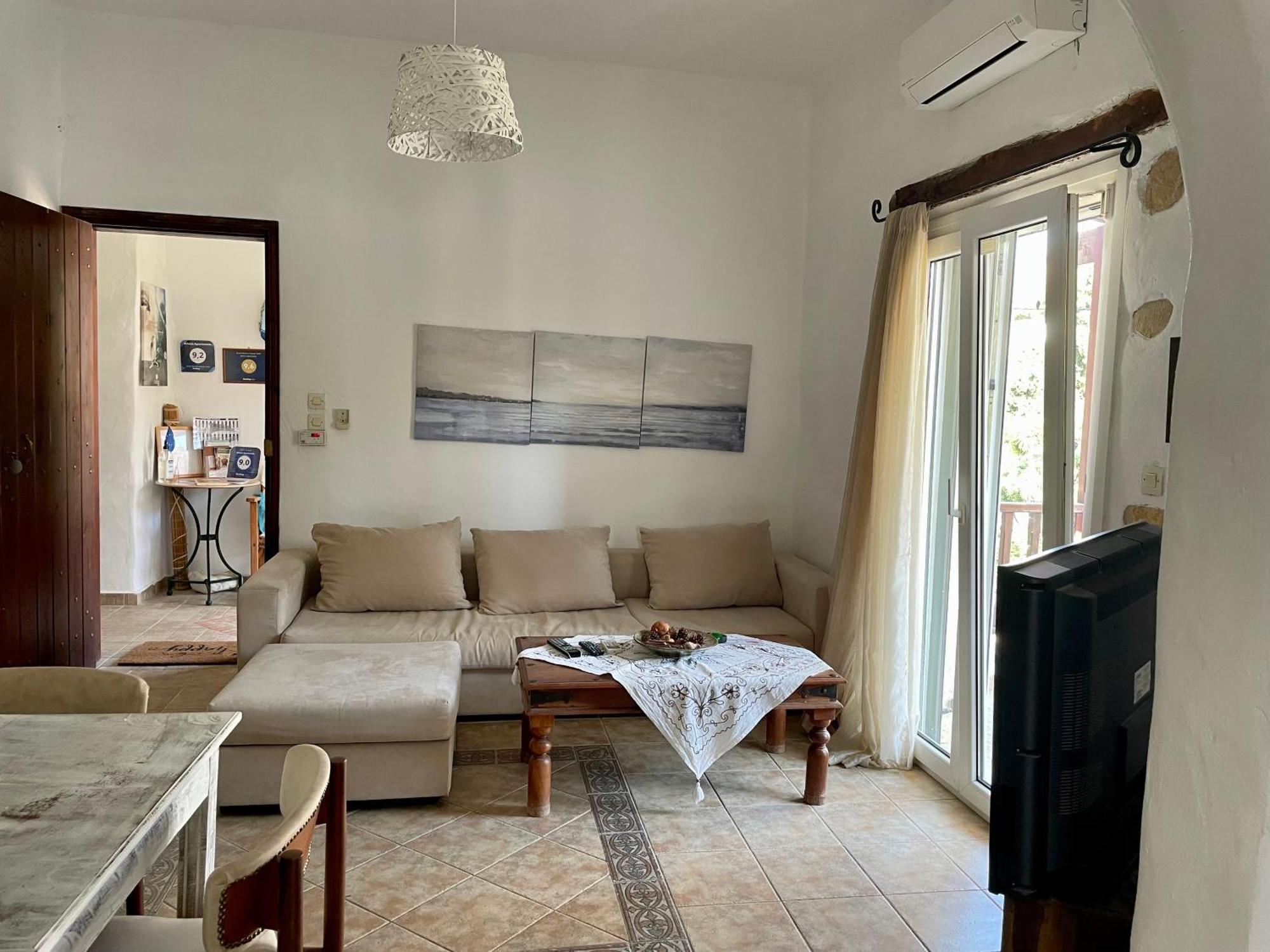 Atlazia Suites Alinda  Bagian luar foto