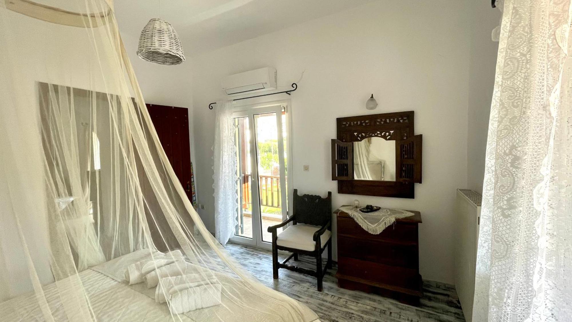Atlazia Suites Alinda  Bagian luar foto