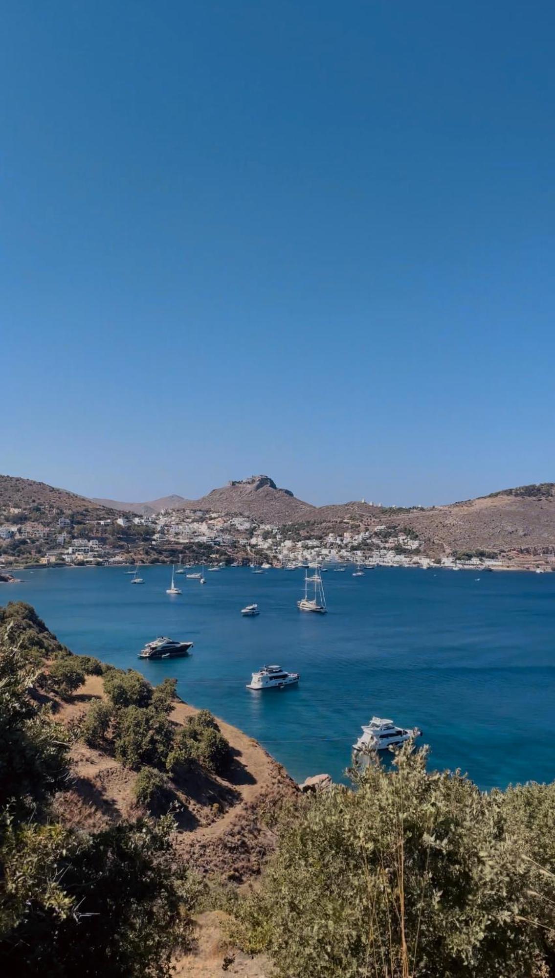 Atlazia Suites Alinda  Bagian luar foto