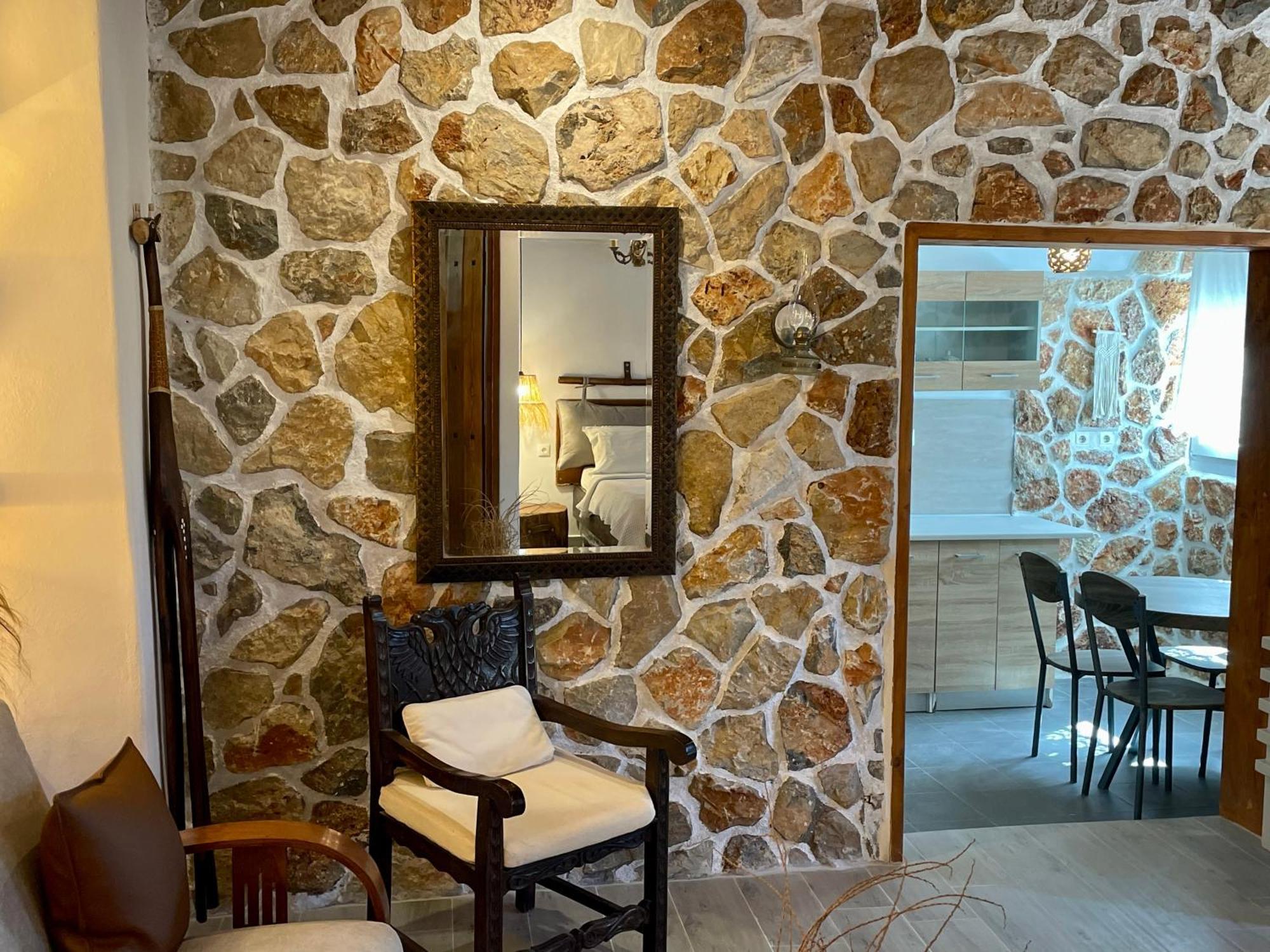 Atlazia Suites Alinda  Bagian luar foto